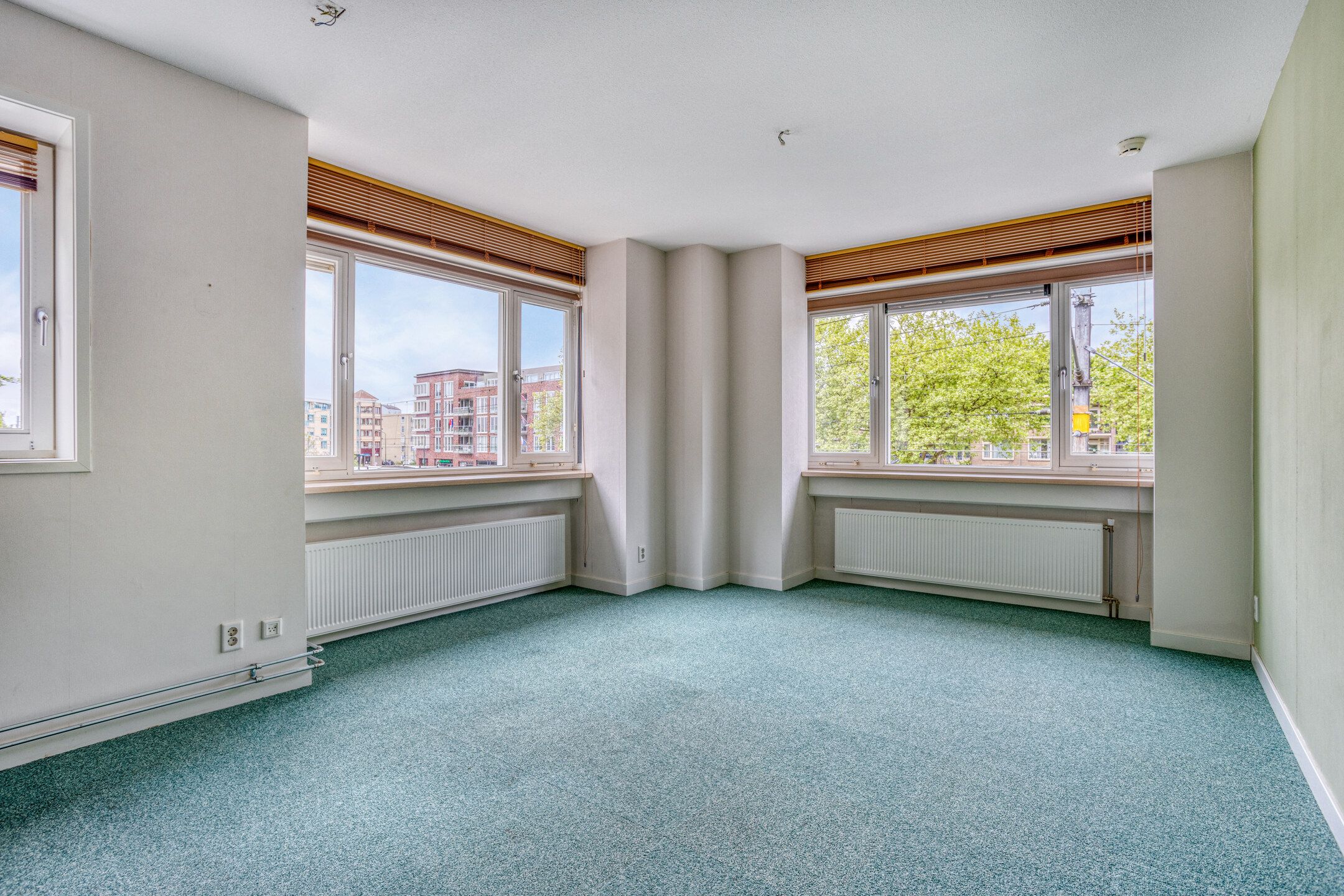 Photo 6 of Stationsplein 8-H