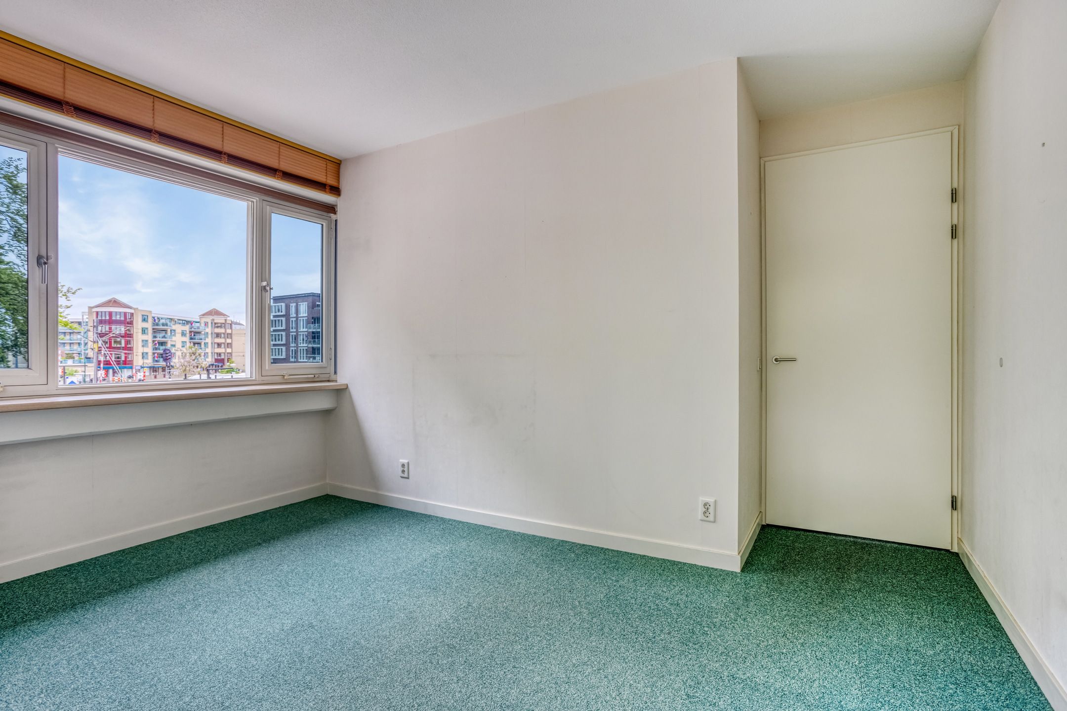 Photo 15 of Stationsplein 8-H