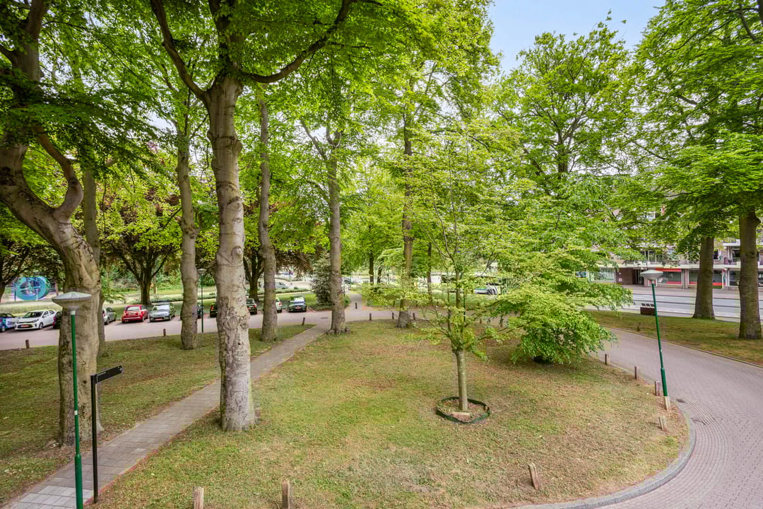 Photo 16 of Stationsplein 8-H