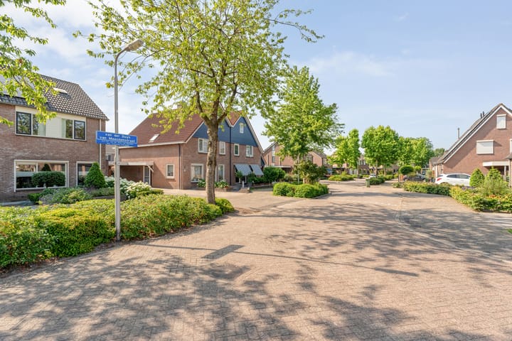 Foto 5 van Van der Duyn van Maasdamstraat 56