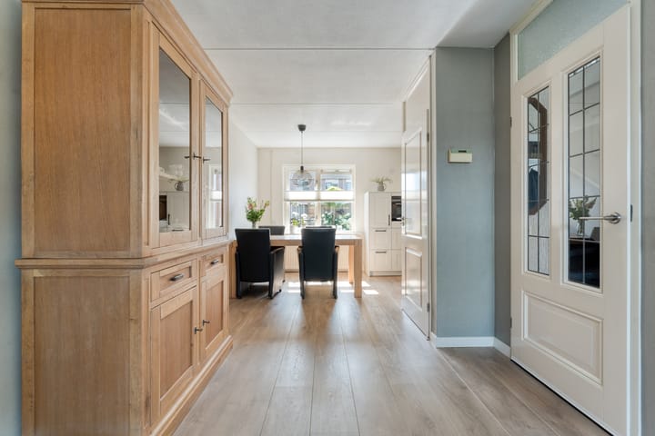 Foto 14 van Van der Duyn van Maasdamstraat 56