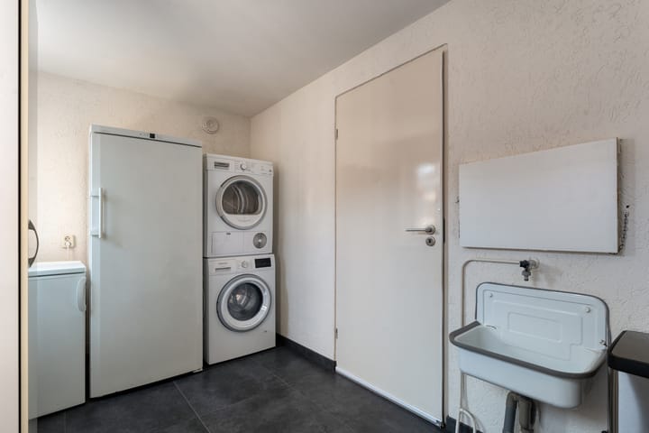 Foto 21 van Van der Duyn van Maasdamstraat 56