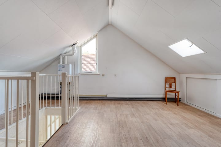 Foto 35 van Van der Duyn van Maasdamstraat 56