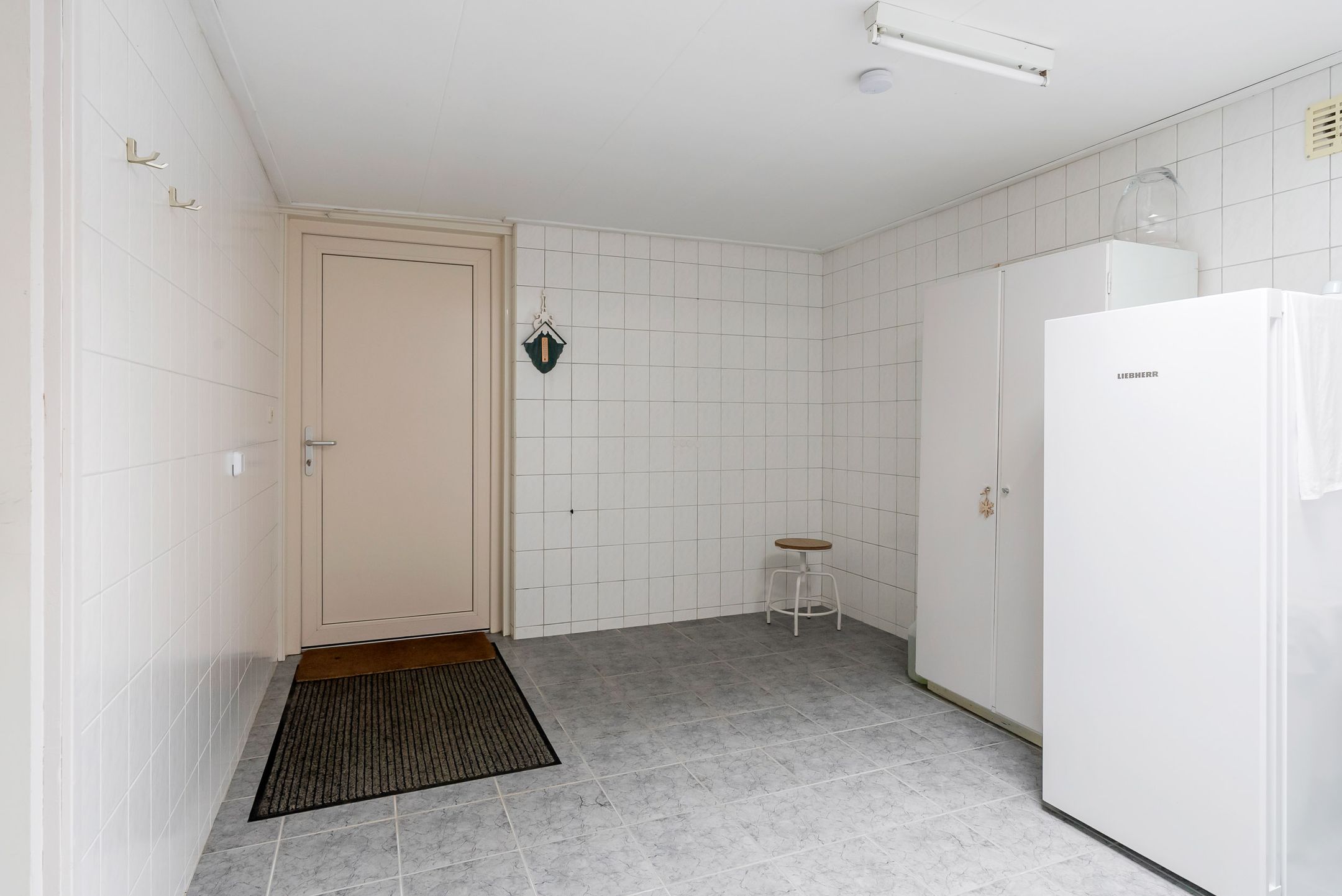 Photo 30 of De Finne 17