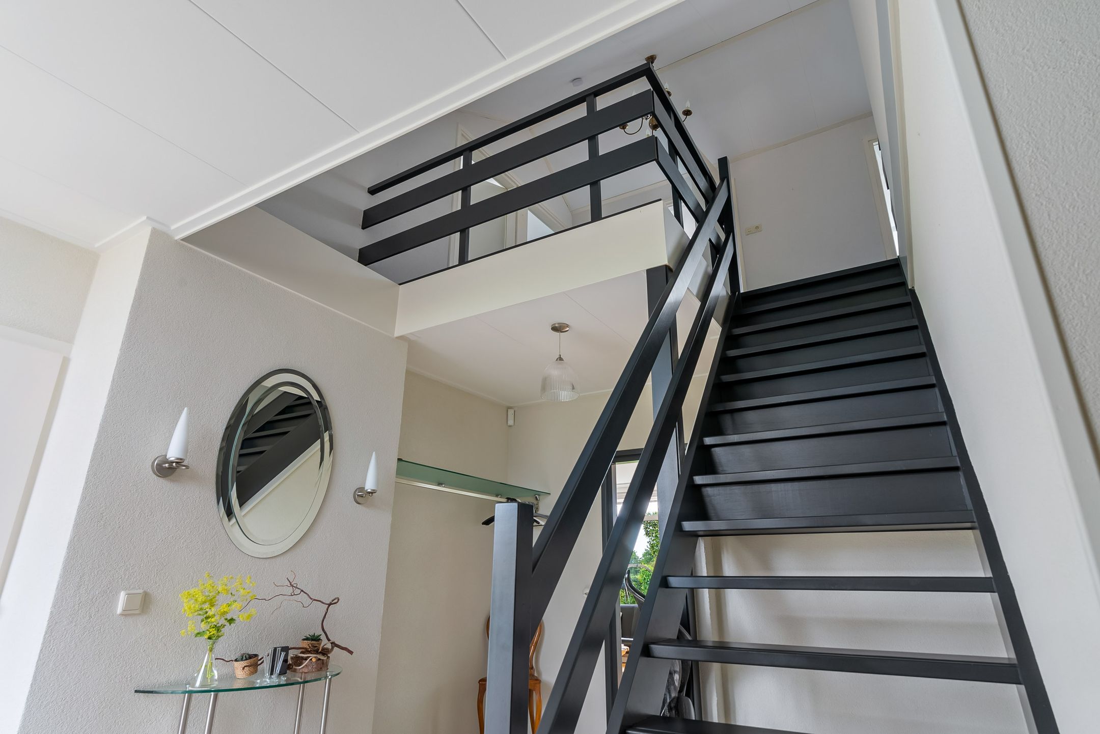 Photo 33 of De Finne 17