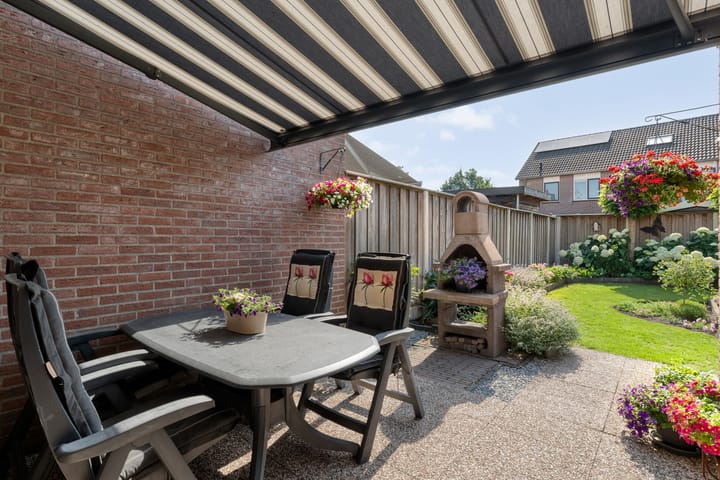 Foto 40 van Van der Duyn van Maasdamstraat 56