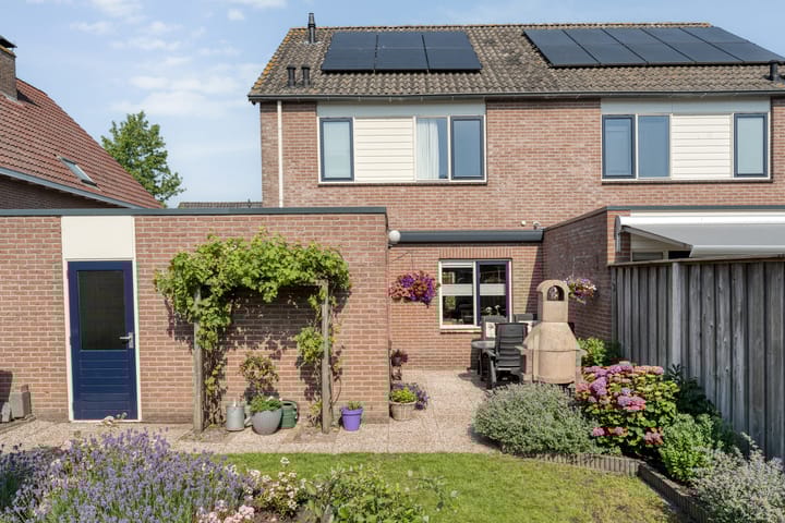 Foto 46 van Van der Duyn van Maasdamstraat 56