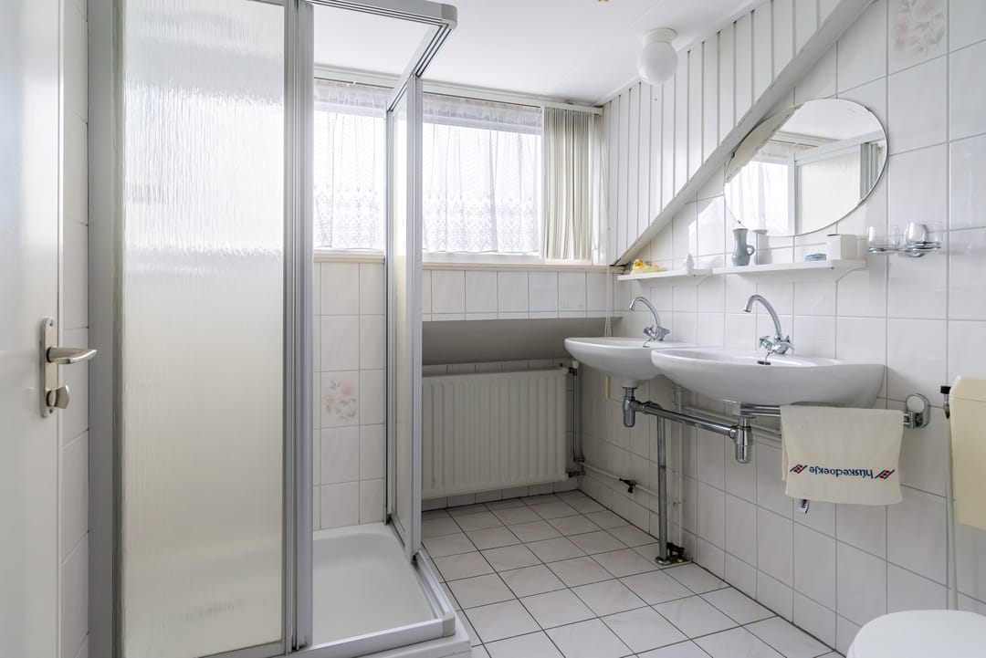 Photo 41 of De Finne 17