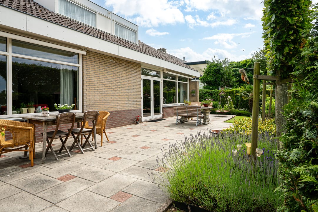 Photo 46 of De Finne 17