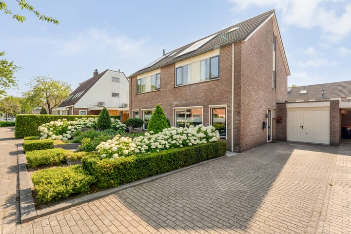 Foto 56 van Van der Duyn van Maasdamstraat 56