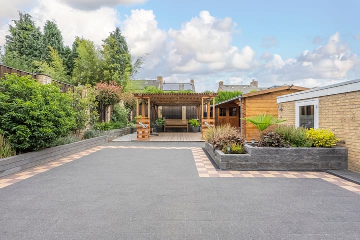 Foto 25 van Gouverneurstraat 16