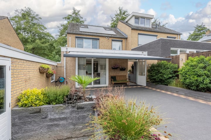 Foto 27 van Gouverneurstraat 16