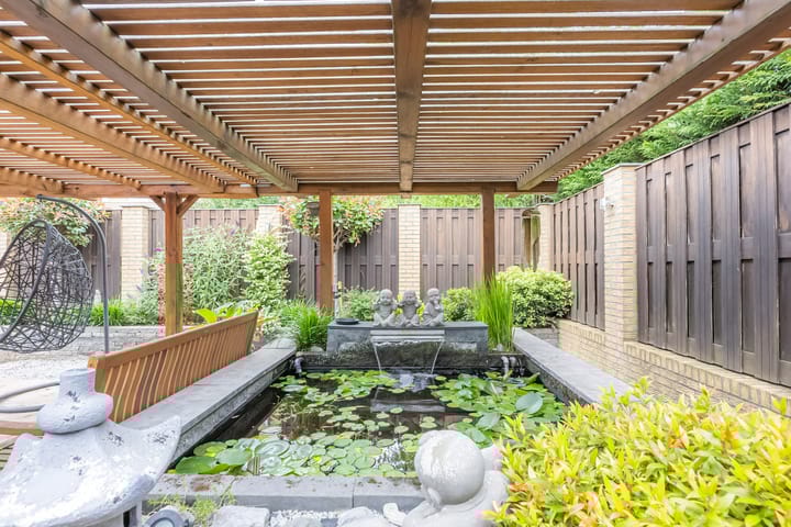 Foto 30 van Gouverneurstraat 16