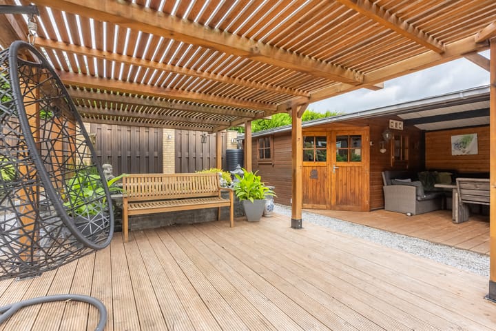 Foto 32 van Gouverneurstraat 16