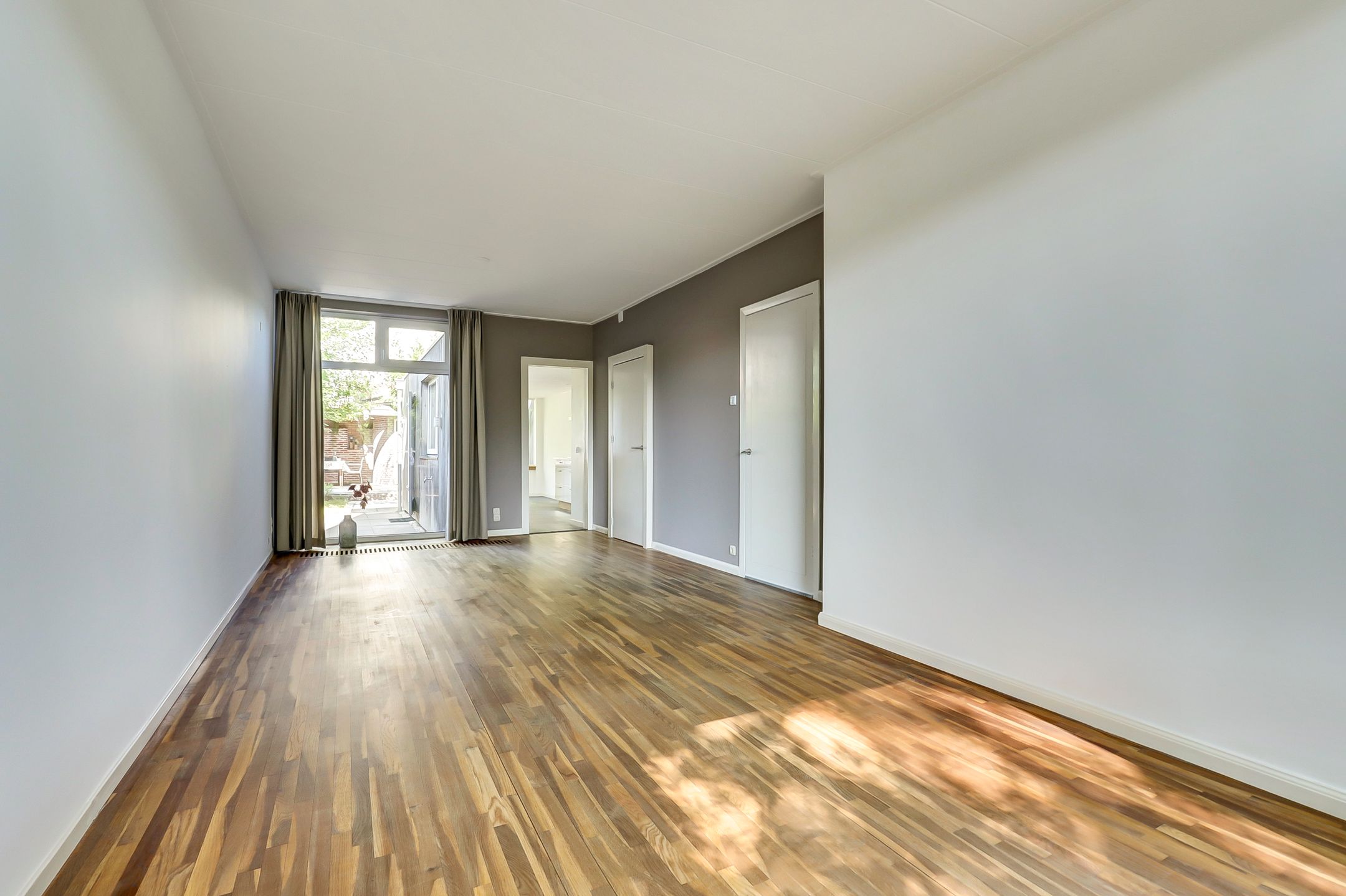 Foto 6 van Zuid Esmarkerrondweg 82