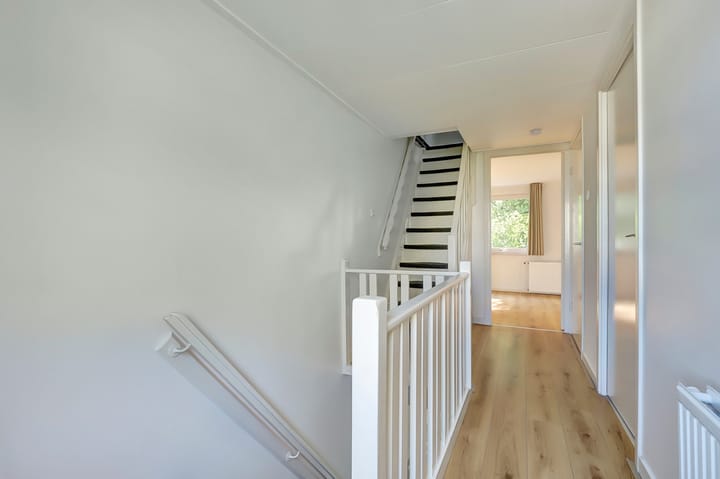 Photo 20 of Zuid Esmarkerrondweg 82