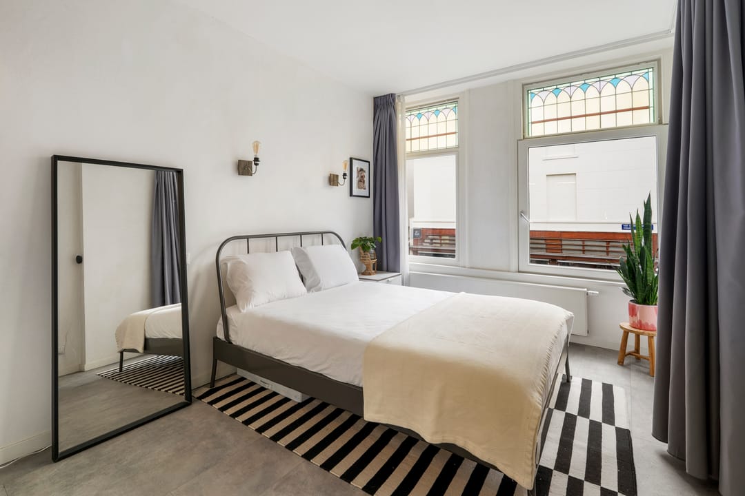 Photo 11 of Van Oldenbarneveldtstraat 80-1