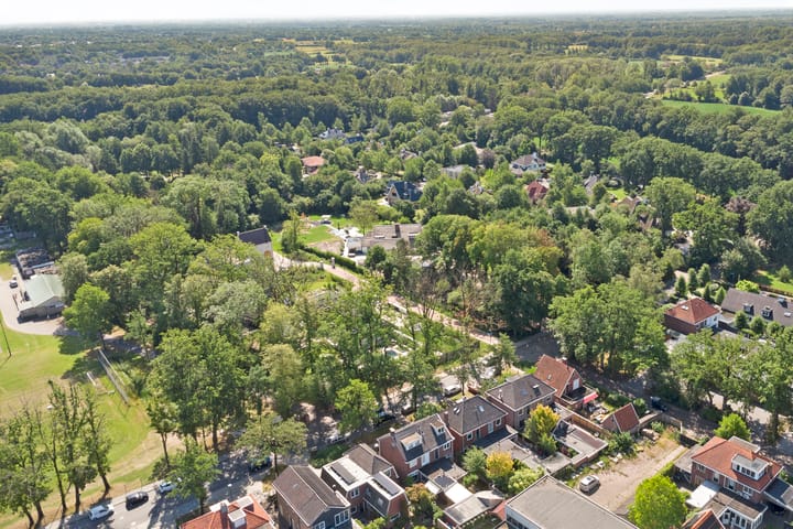 Photo 32 of Zuid Esmarkerrondweg 82