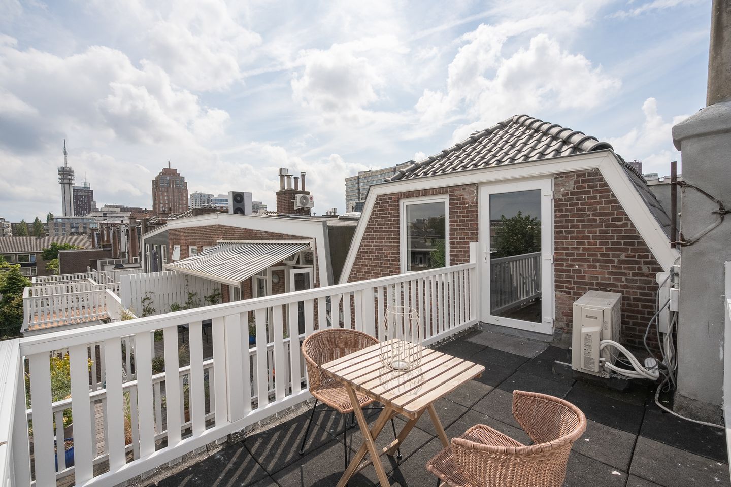 Foto 19 van Emmastraat 14-F