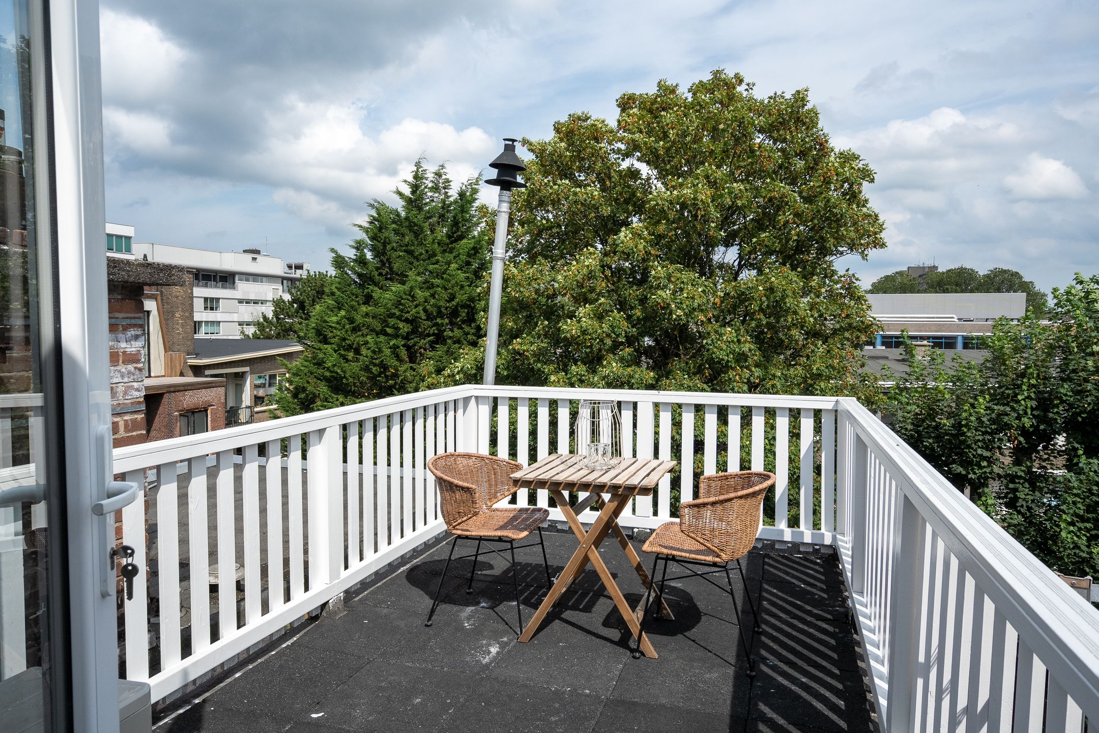 Foto 21 van Emmastraat 14-F