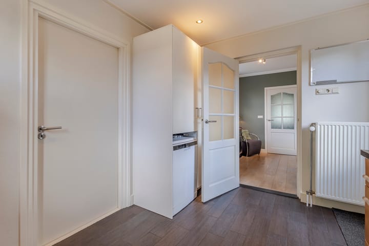 Photo 21 of Hooftlanden 24