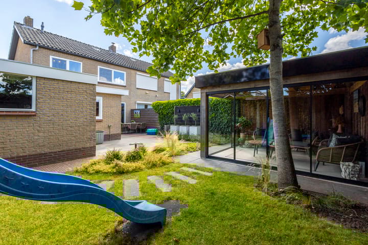 Photo 42 of Hooftlanden 24