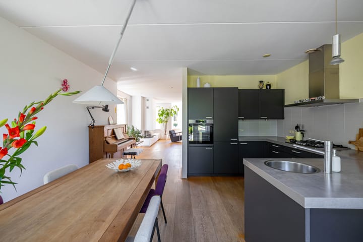 Foto 21 van Willem Plojterlaan 37