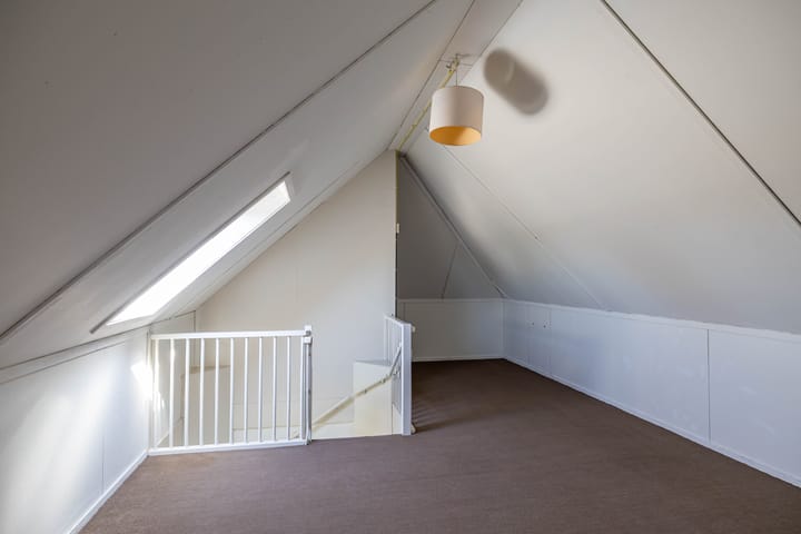 Foto 42 van Willem Plojterlaan 37