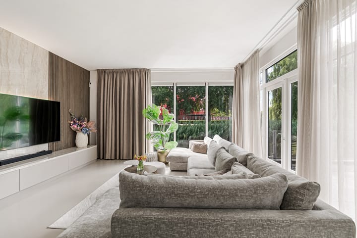 Photo 11 of Alderneystraat 18