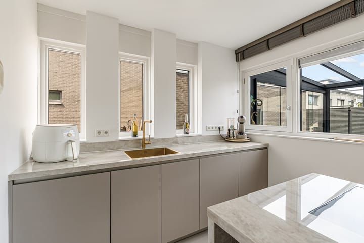 Photo 25 of Alderneystraat 18