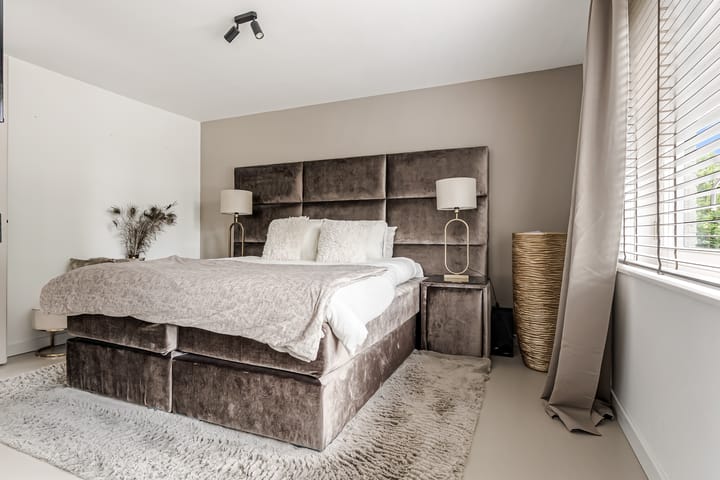 Photo 41 of Alderneystraat 18