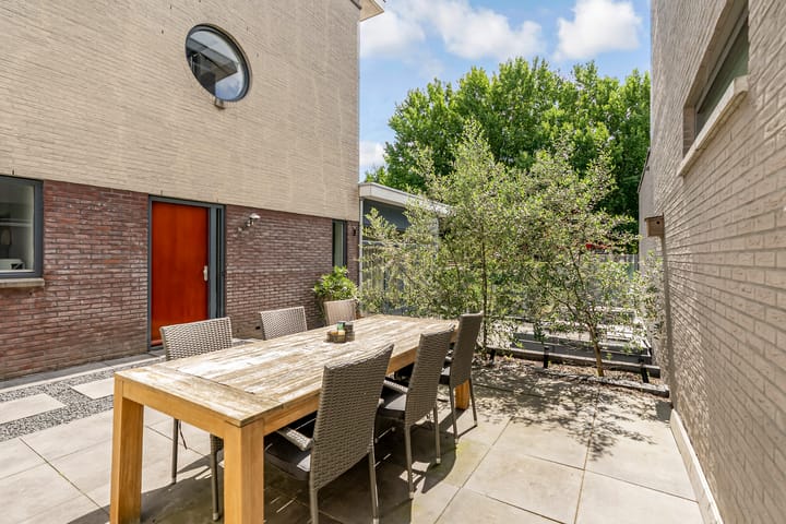 Photo 73 of Alderneystraat 18