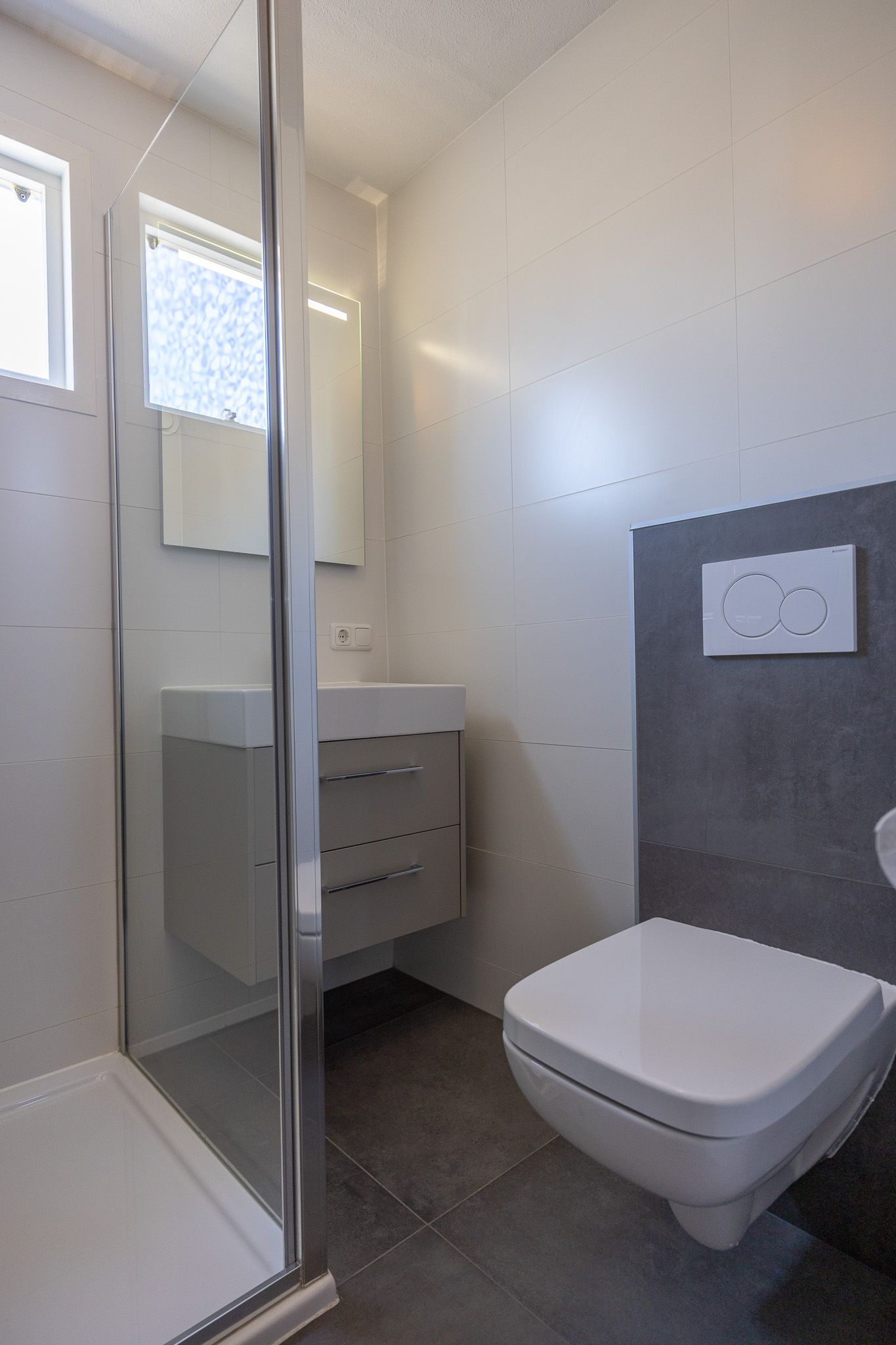 Photo 10 of Oosterhiemweg 1-126