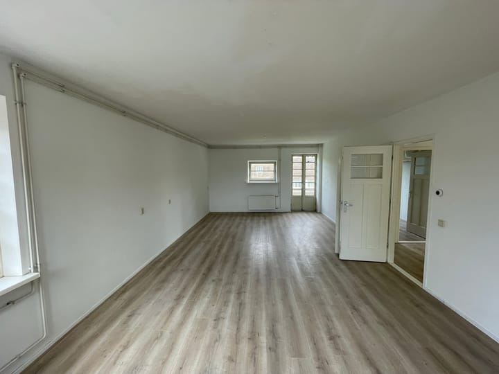 Photo 4 of Thérèse Schwartzeplein 13-D