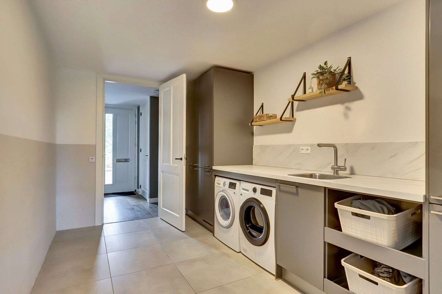 Foto 19 van de Bank 22