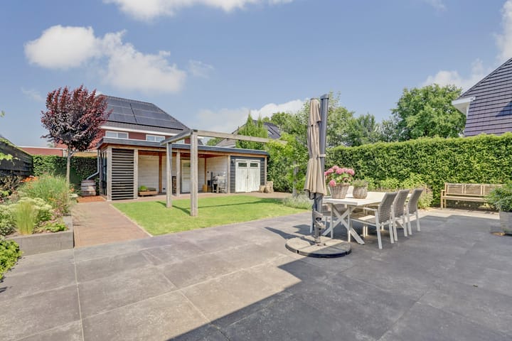 Foto 32 van de Bank 22