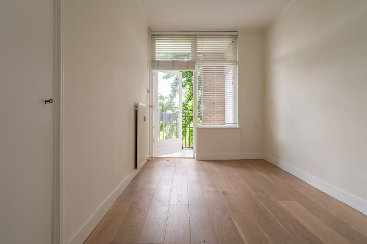 Foto 11 van Oude Loosdrechtseweg 99