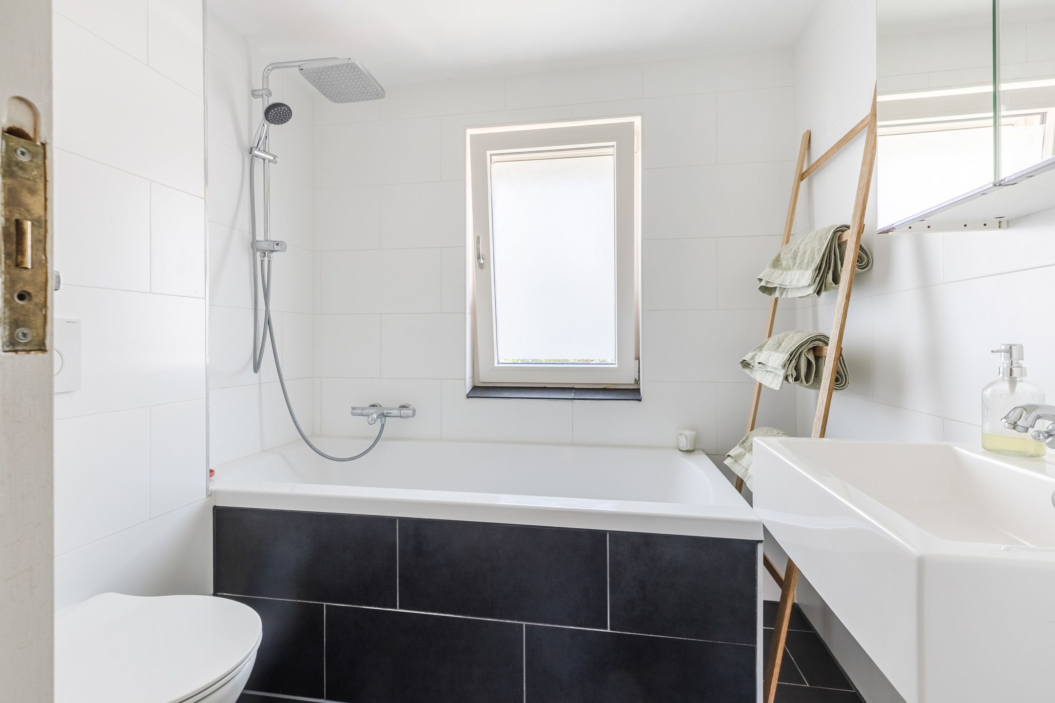 Foto 24 van Lijsterbesstraat 13