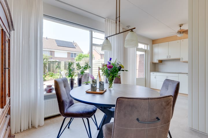 Foto 16 van Vermeerstraat 9