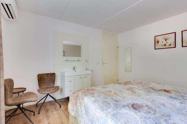 Foto 24 van Vermeerstraat 9