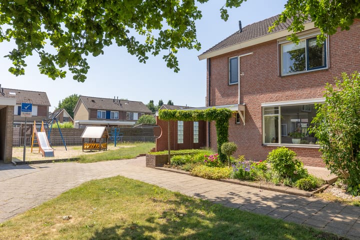 Foto 43 van Vermeerstraat 9