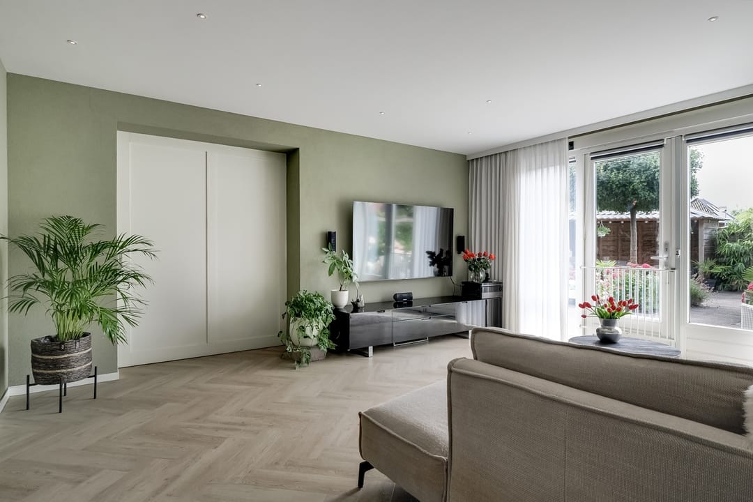 Photo 8 of Scholekster 1