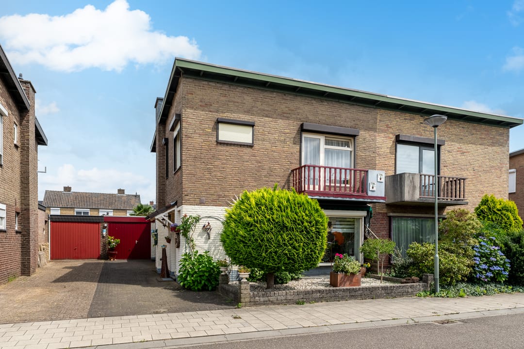 Photo 1 of Sint Franciscusstraat 10