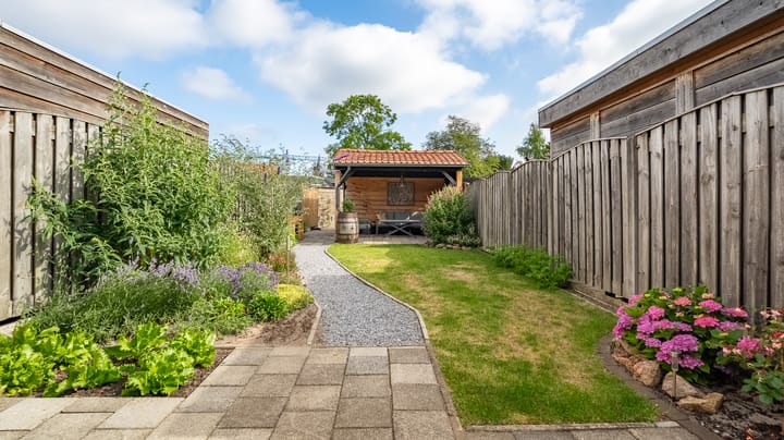 Foto 25 van Dahliastraat 16