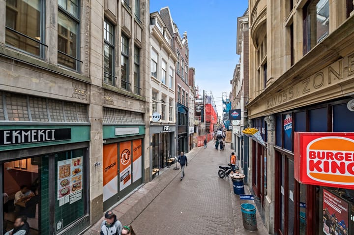 Foto 24 van Spuistraat 65-A