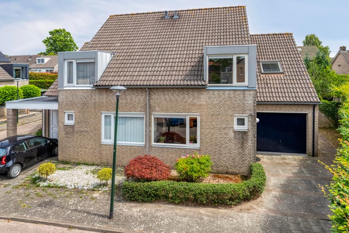 Bovenhof 13