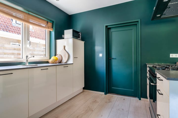 Photo 18 of Gijsbert van Swietenstraat 7