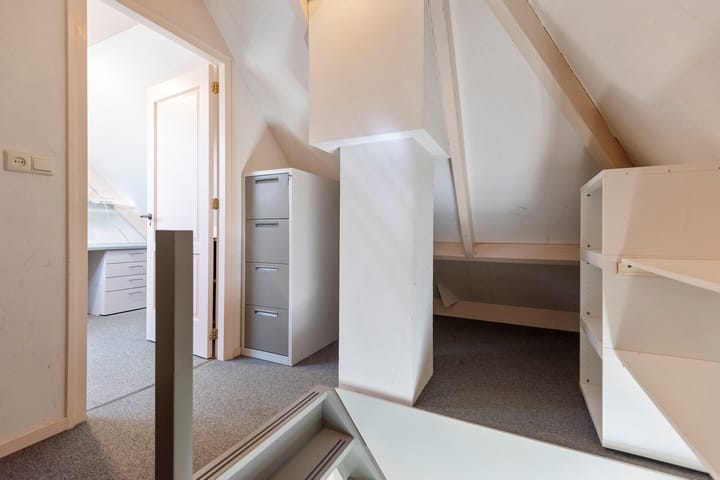 Foto 33 van Meidoornlaan 17