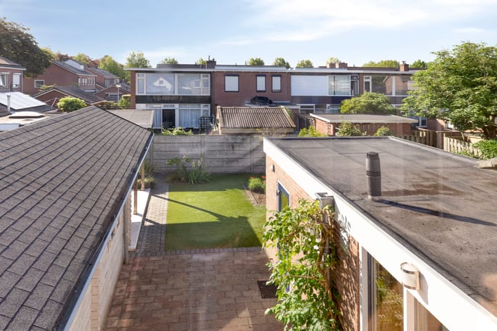 Photo 21 of Oranjestraat 19