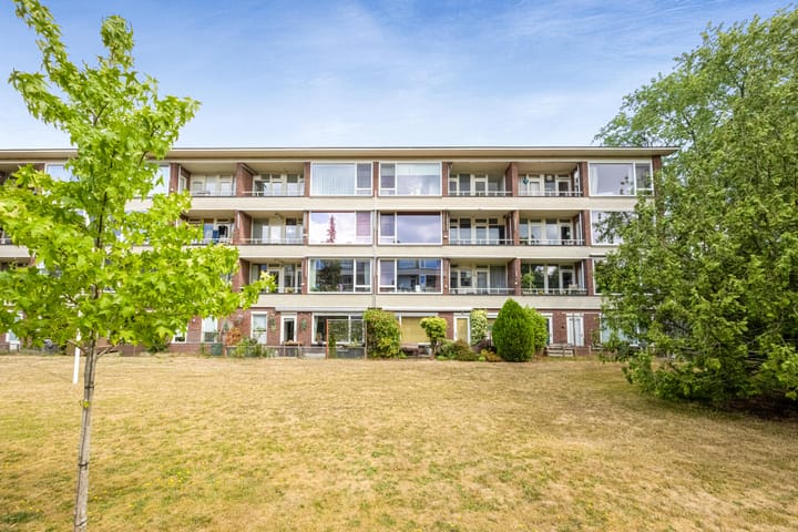 Photo 1 of Betje Wolfflaan 86